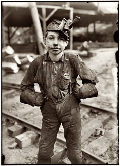 Tipple Boy August 1908 west virginia